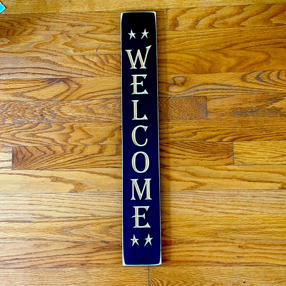 Welcome Hanging Sign